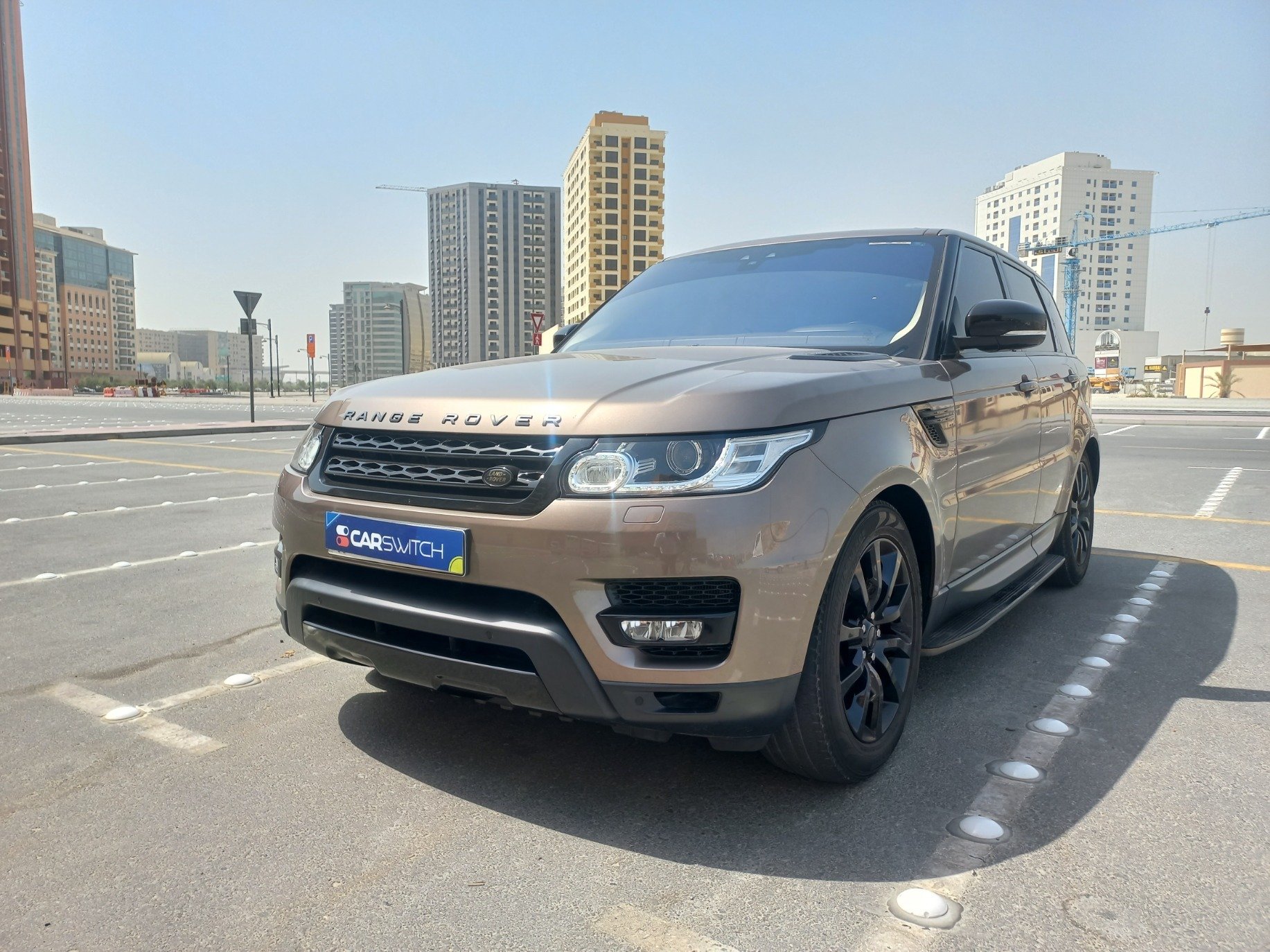 Used 2017 Range Rover Sport for sale in Dubai